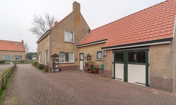 Strandweg 8