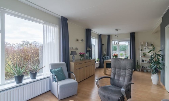 Esther Meindertsstraat 8