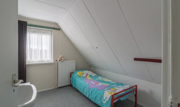 Esther Meindertsstraat 8